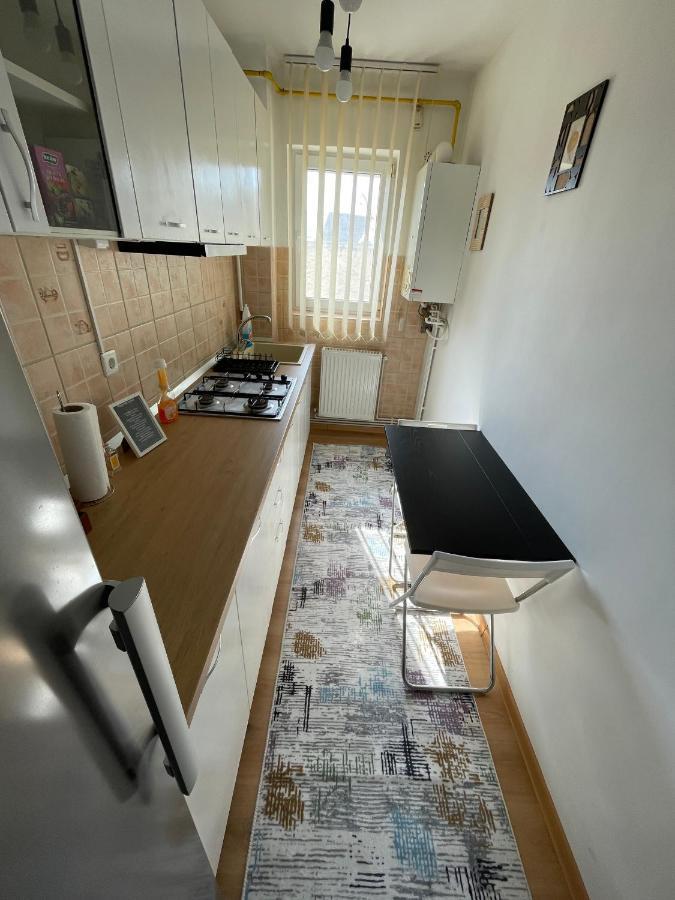 Apartament Cina Husi Экстерьер фото