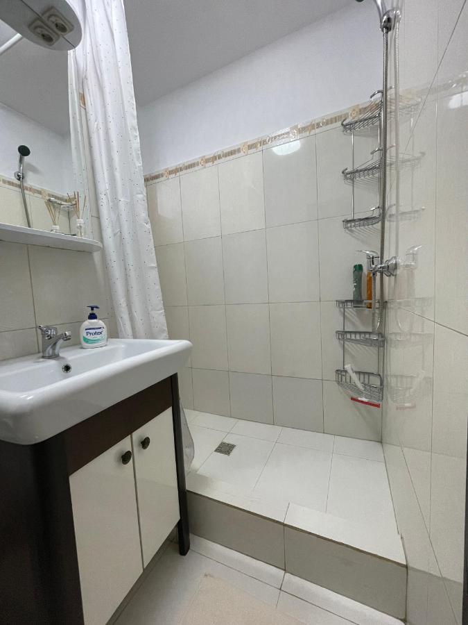 Apartament Cina Husi Экстерьер фото