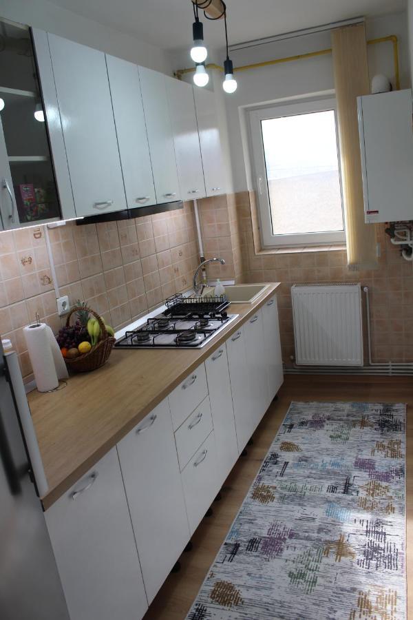 Apartament Cina Husi Экстерьер фото