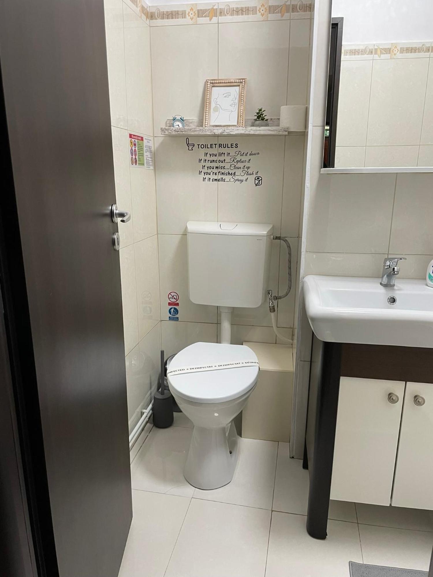 Apartament Cina Husi Экстерьер фото